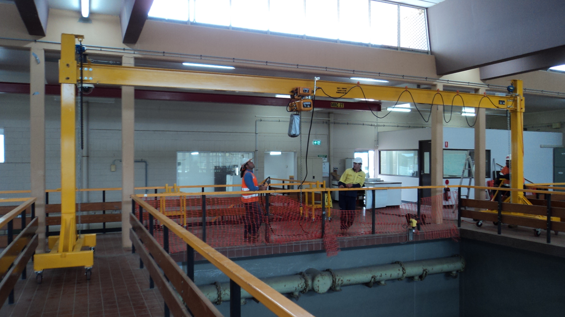 Self-Erecting Gantry Crane - Practical Engineering - https://www.practicalengineering.com.au/projects/materials-lifting-projects/