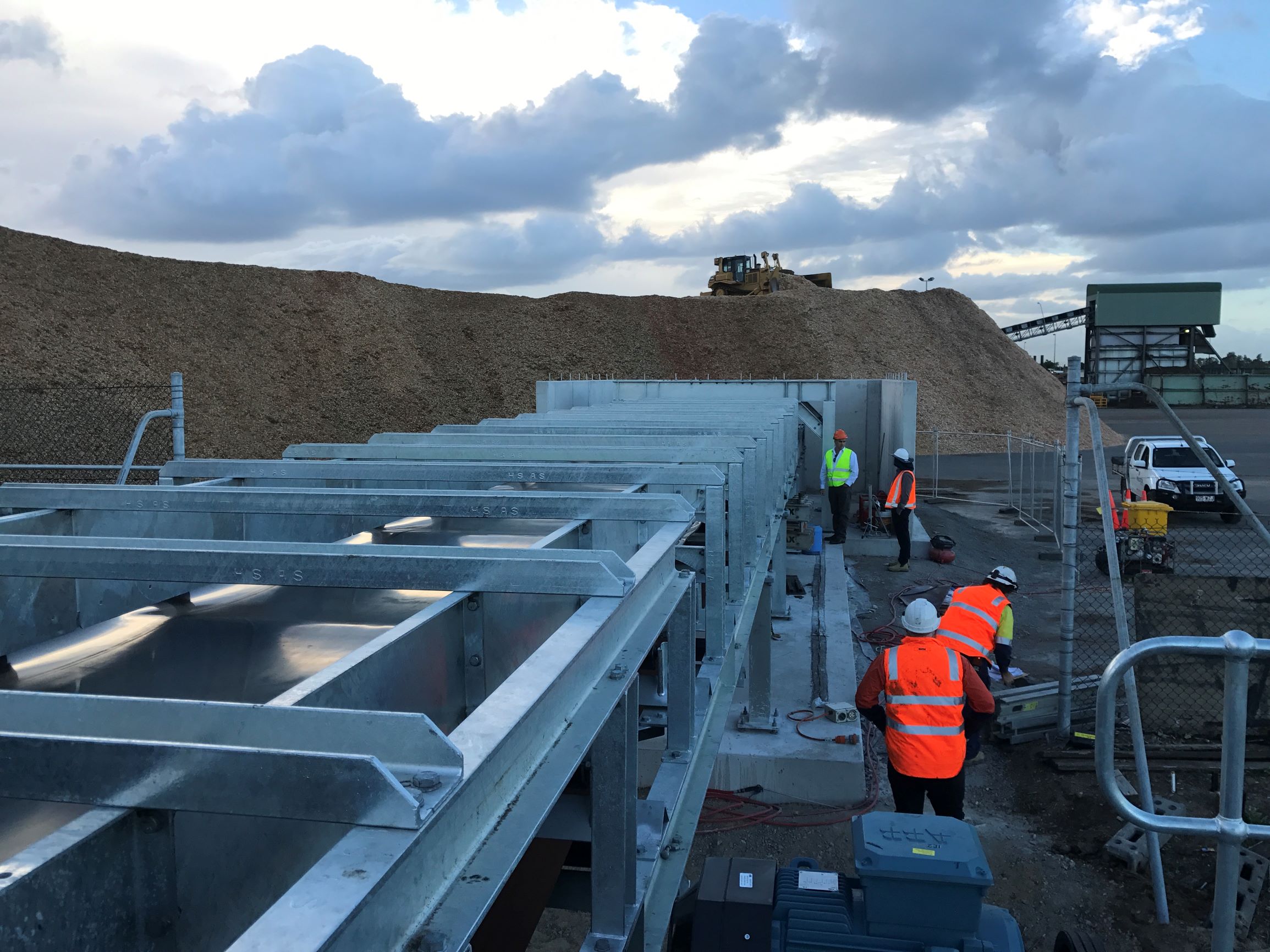 Port Of Brisbane Hardwood Chip Conveyor Design and Construct - Practical Engineering - https://www.practicalengineering.com.au/projects/industrial-projects/